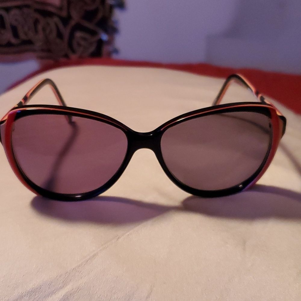 Vintage Paul Michel Overdized Cats Eye Sunglasses Black Peach Tan Sterling Optic